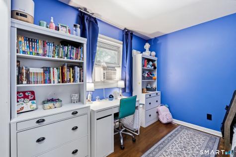 203 Robin Street Bridgeport CT 06606