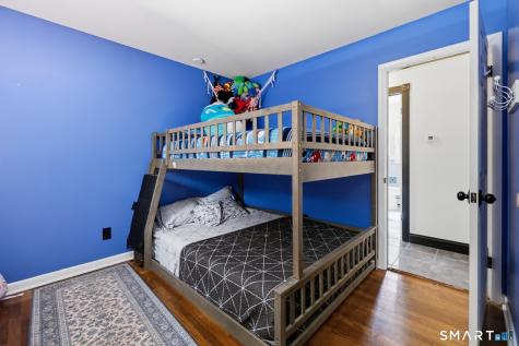 203 Robin Street Bridgeport CT 06606