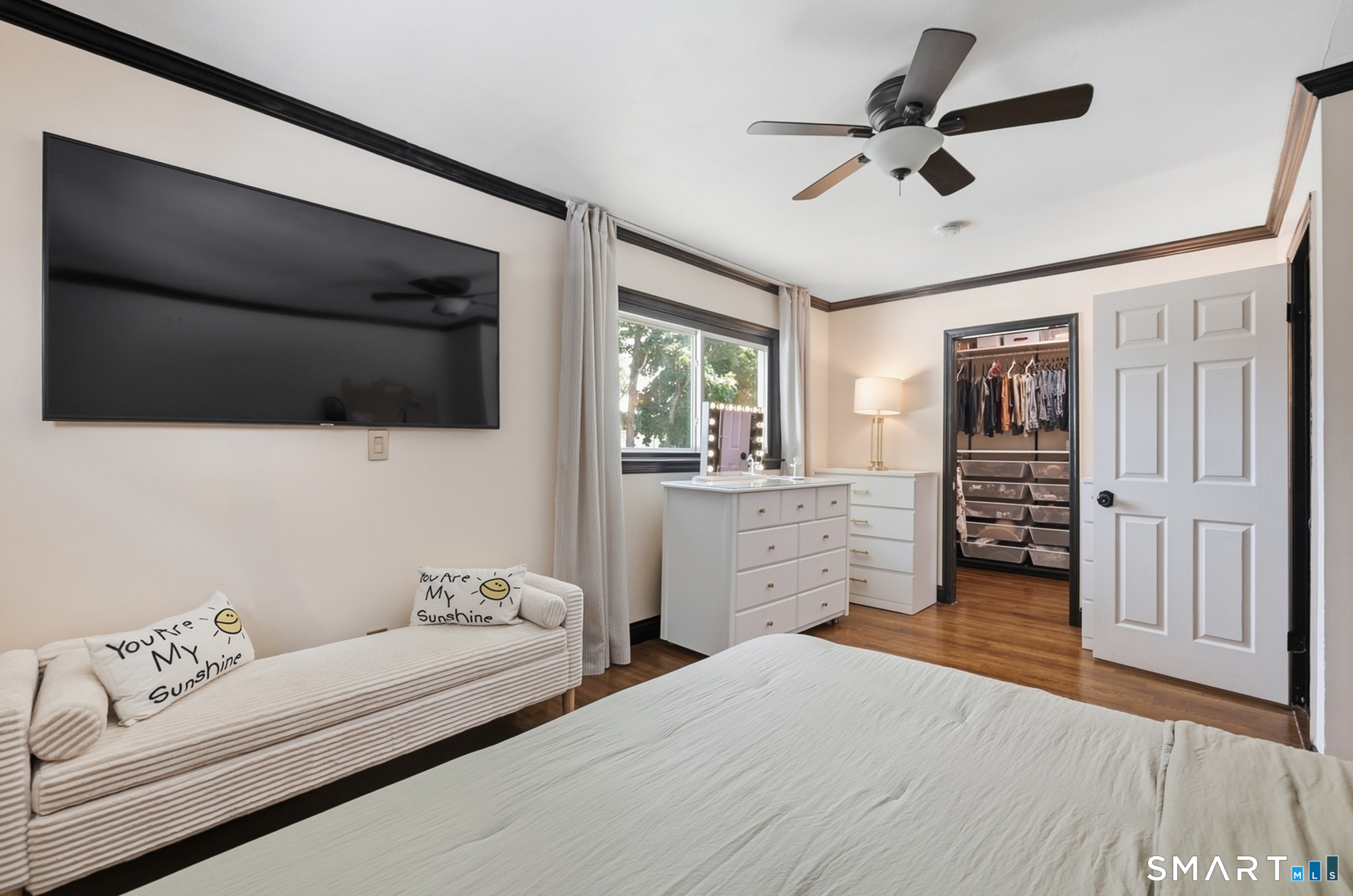 203 Robin Street Bridgeport CT 06606