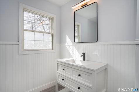 20 Dorothy Street Milford CT 06460