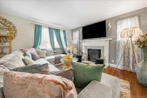 631 Fairview Avenue Bridgeport CT 06606