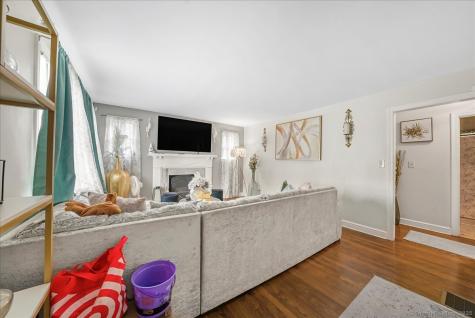 631 Fairview Avenue Bridgeport CT 06606