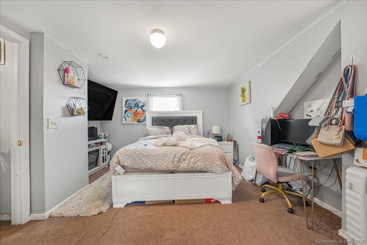 631 Fairview Avenue Bridgeport CT 06606