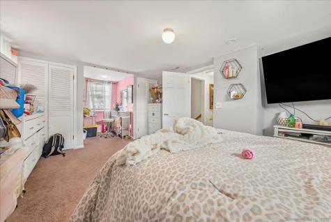 631 Fairview Avenue Bridgeport CT 06606