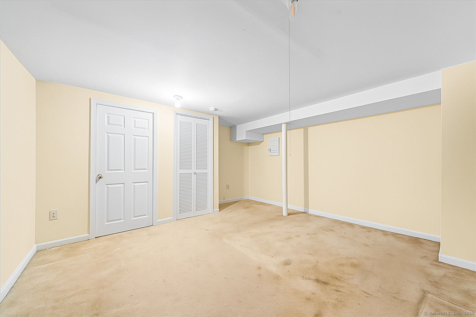 631 Fairview Avenue Bridgeport CT 06606