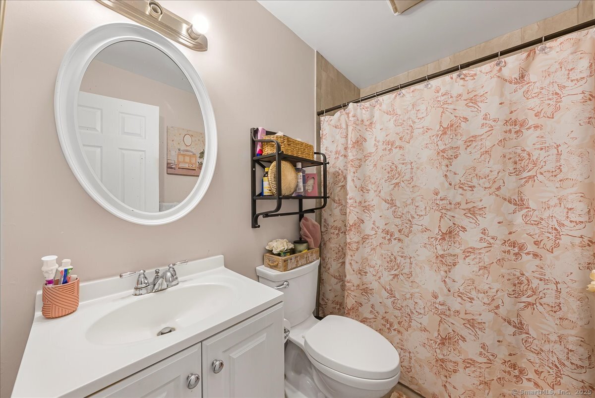 631 Fairview Avenue Bridgeport CT 06606