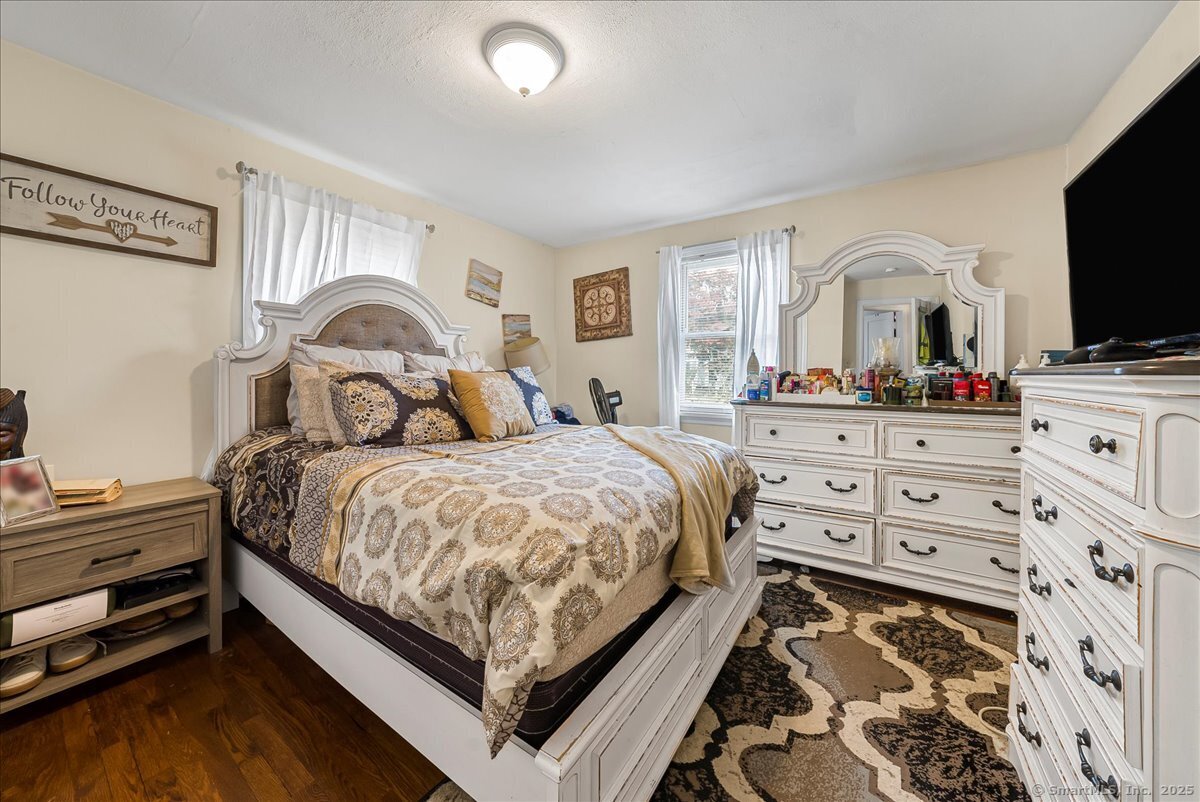 631 Fairview Avenue Bridgeport CT 06606