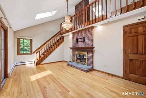 28 Green Woods Lane Farmington CT 06085