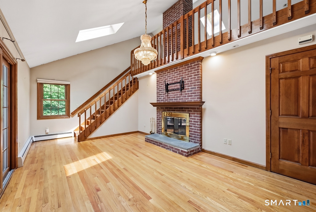28 Green Woods Lane Farmington CT 06085