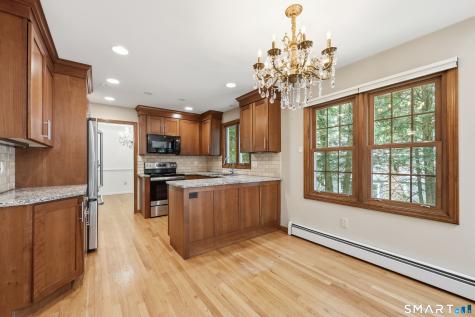 28 Green Woods Lane Farmington CT 06085