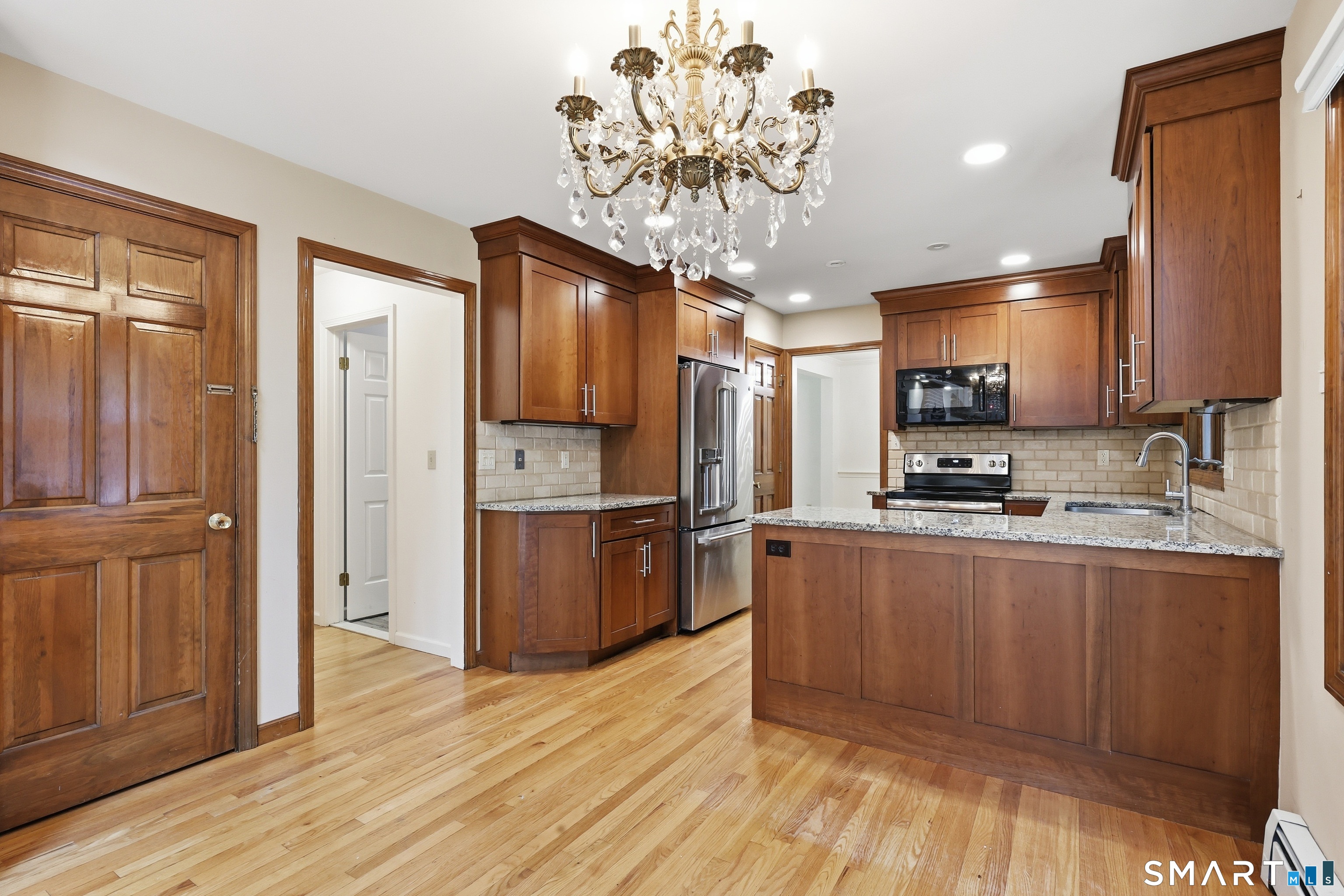 28 Green Woods Lane Farmington CT 06085