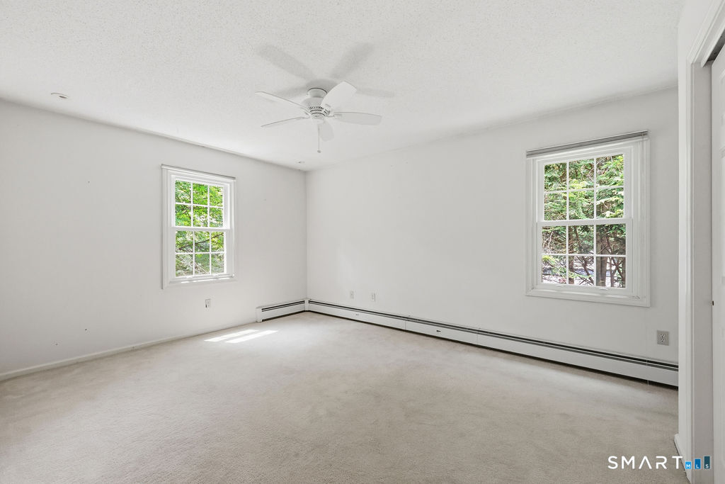 28 Green Woods Lane Farmington CT 06085