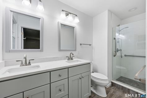 28 Green Woods Lane Farmington CT 06085