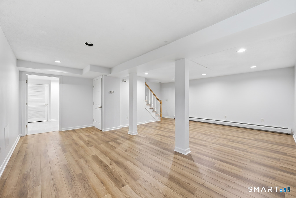 28 Green Woods Lane Farmington CT 06085