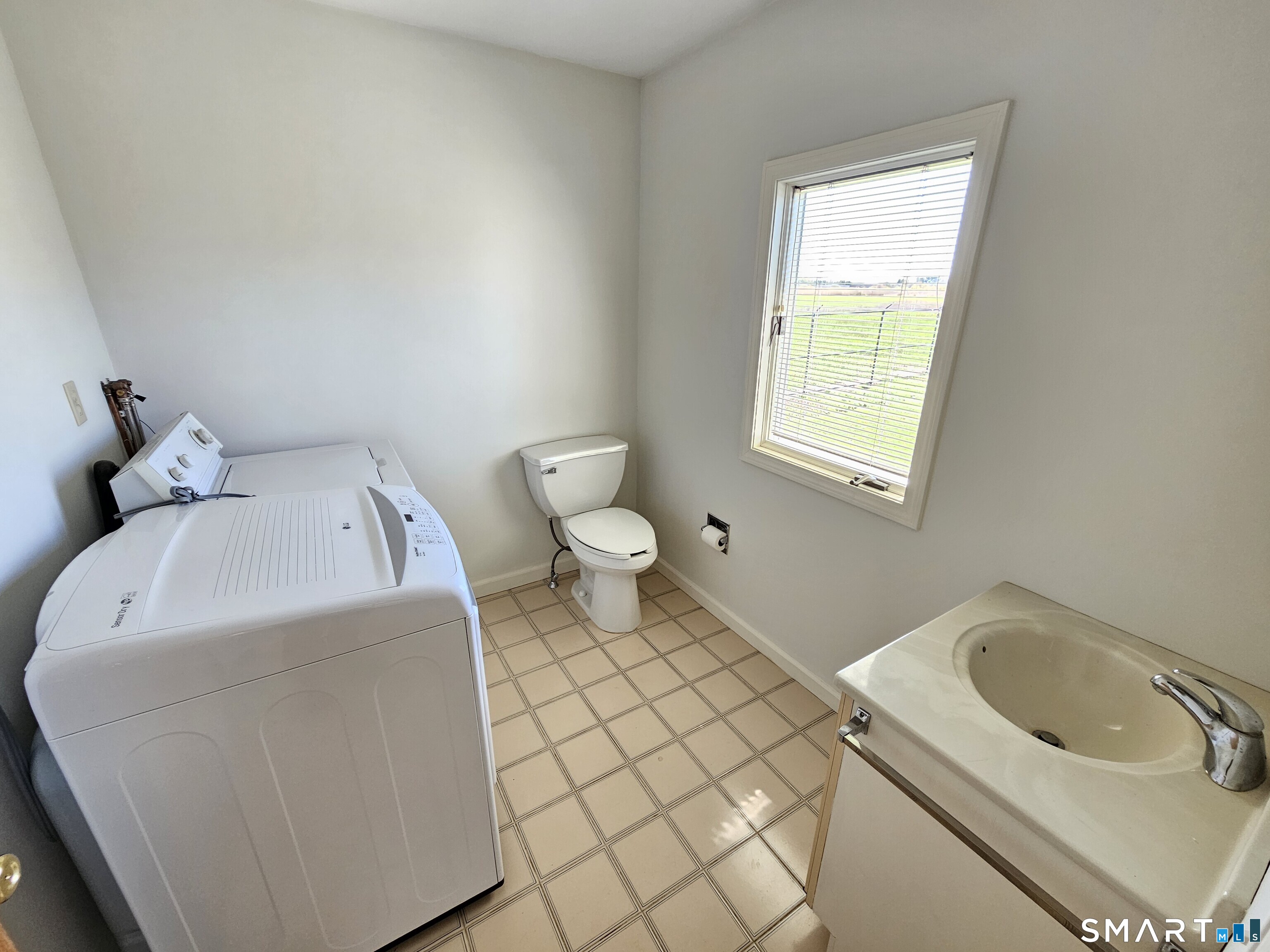 17 Johnston Street New Haven CT 06512