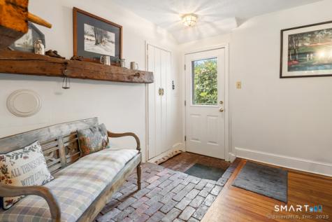 46 Dyer Avenue Canton CT 06019
