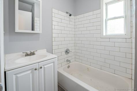 24 Hobart Street Meriden CT 06450