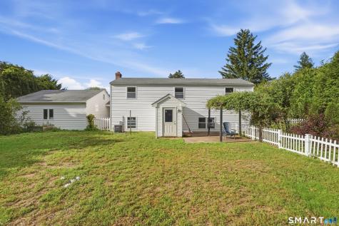 123 Country Lane East Hartford CT 06118