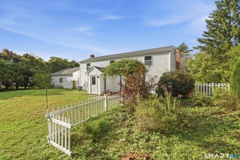 123 Country Lane East Hartford CT 06118
