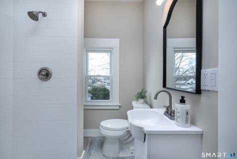 48 Bishop Street East Haven CT 06512