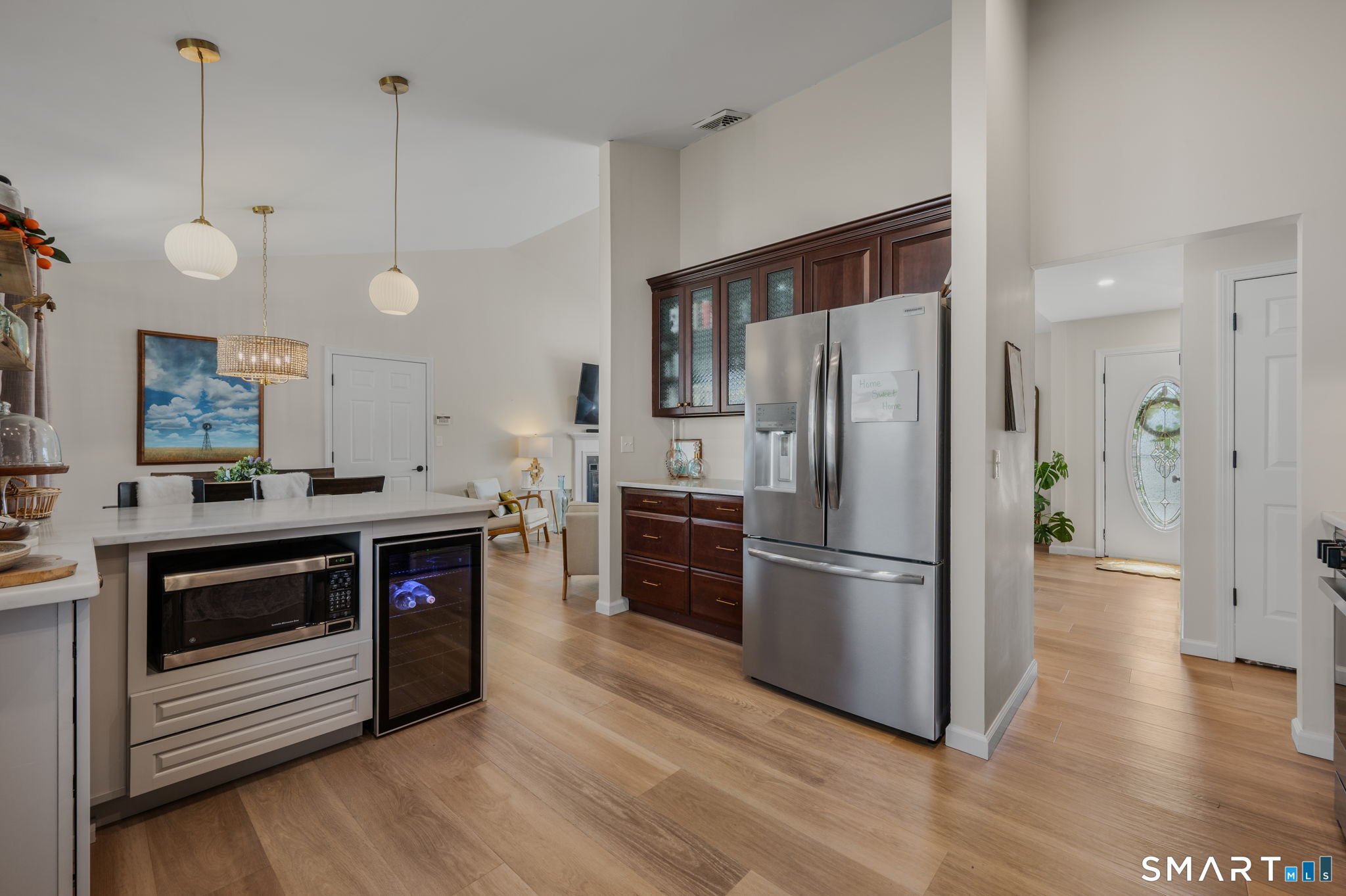 5 Penny Lane New London CT 06320