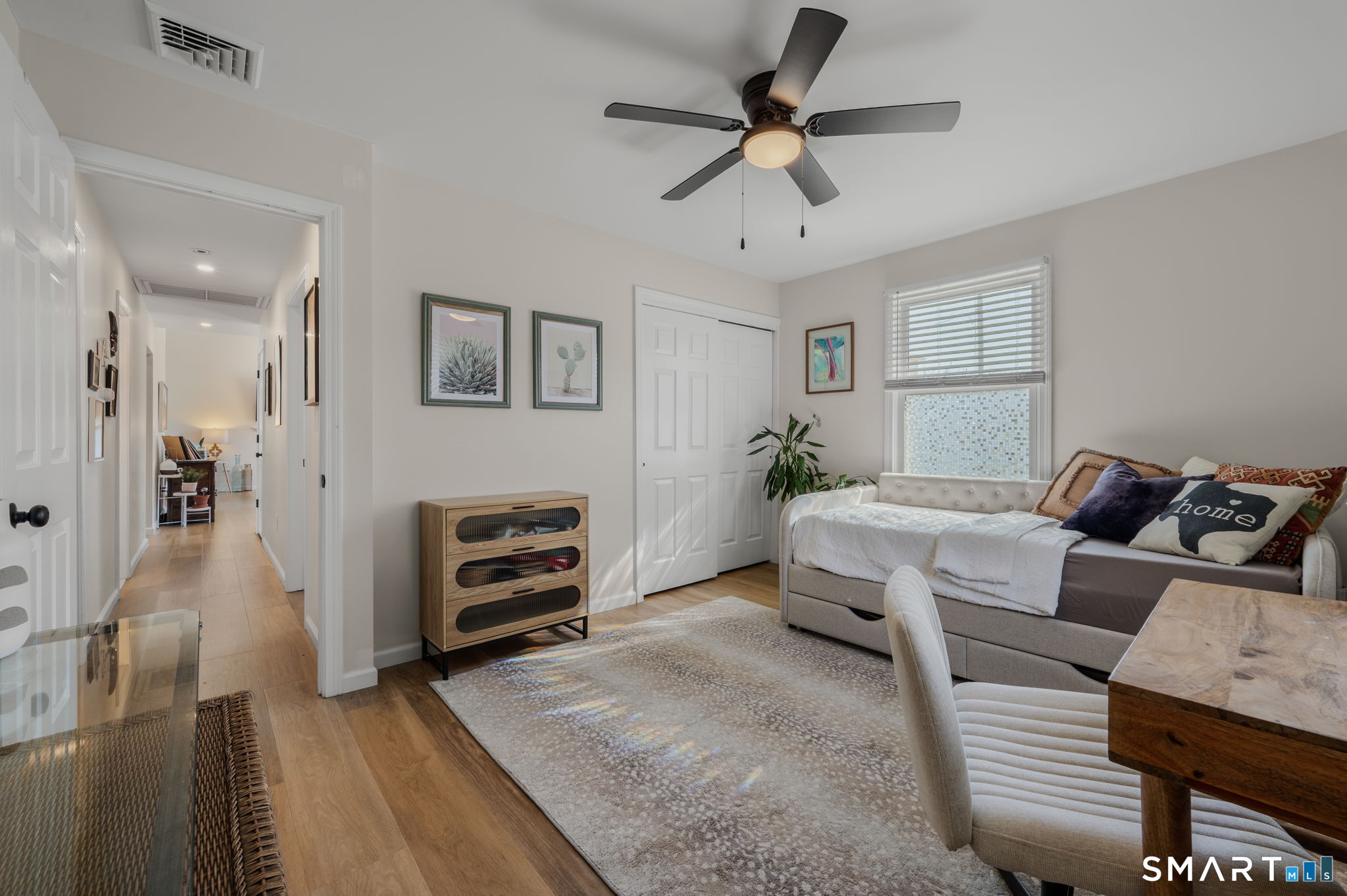 5 Penny Lane New London CT 06320
