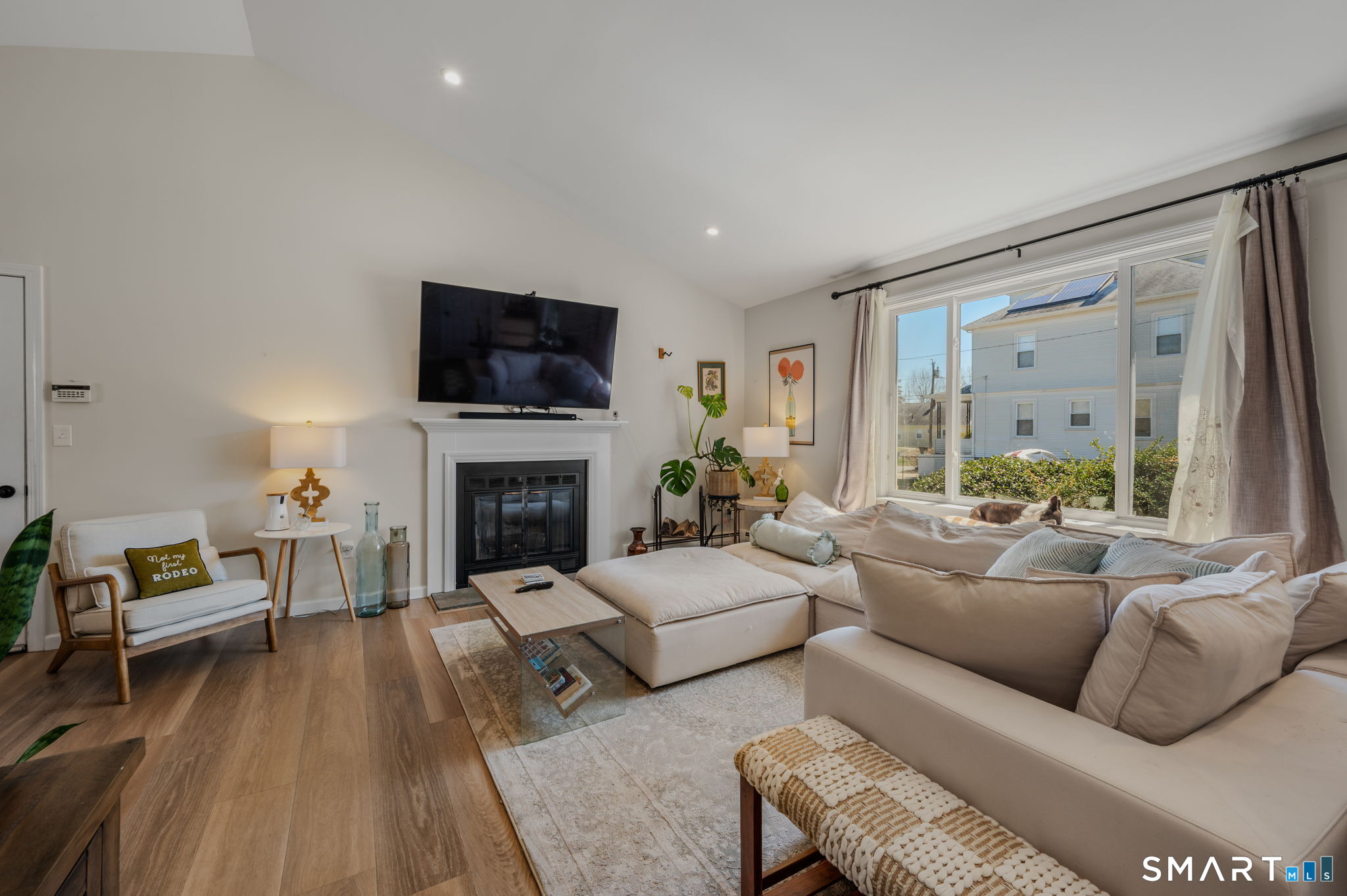 5 Penny Lane New London CT 06320