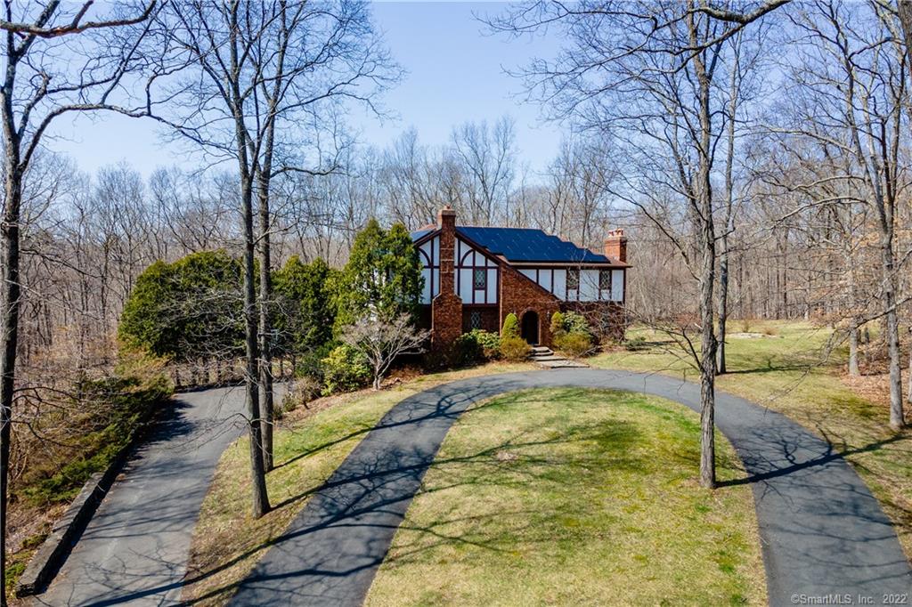26 Rockledge Lane New Milford CT 06776