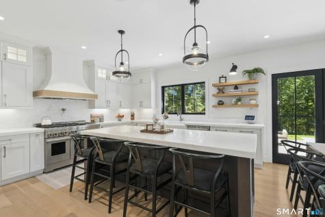 2 Black Pine Ridge Ridgefield CT 06877