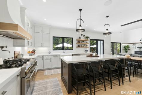 2 Black Pine Ridge Ridgefield CT 06877