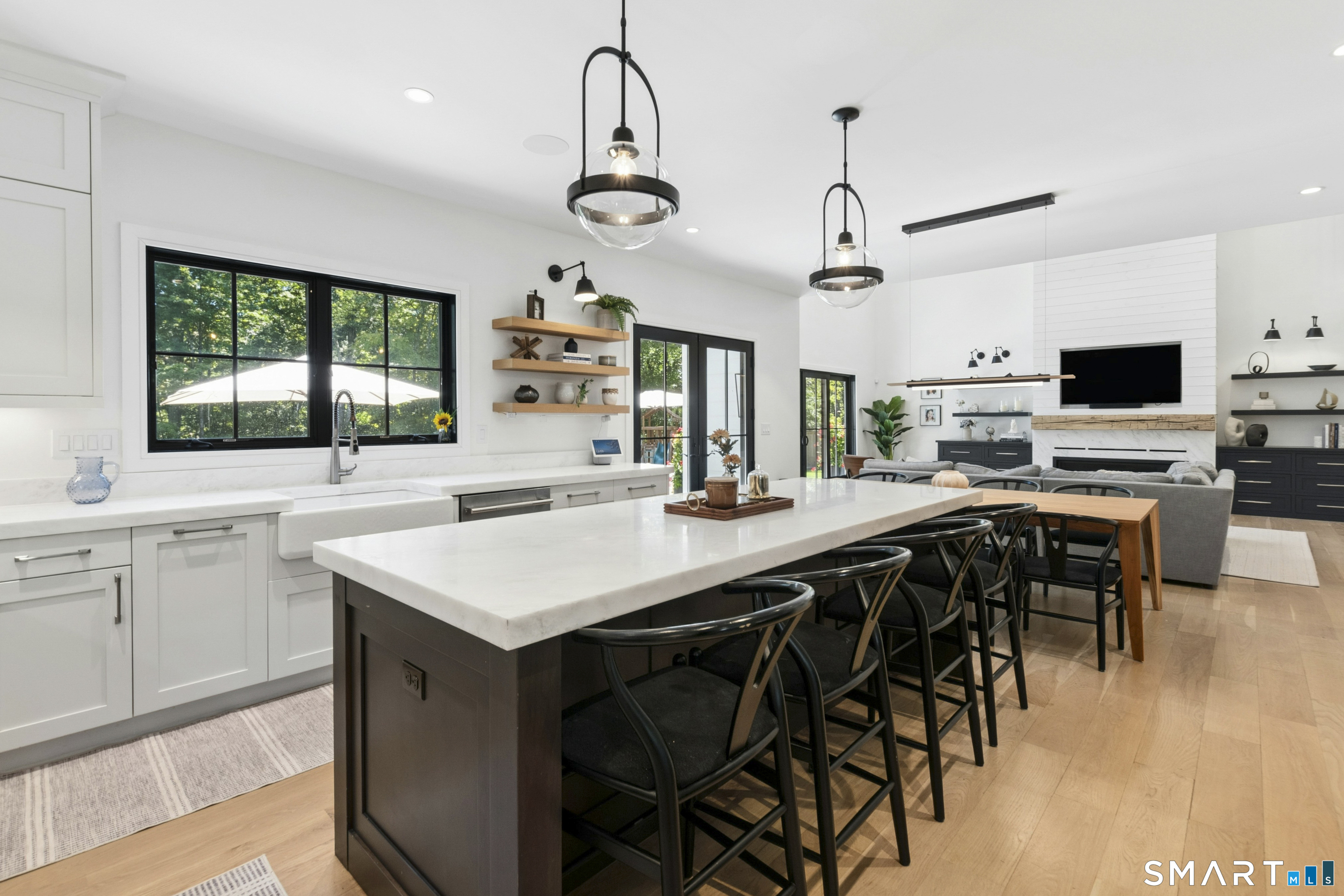 2 Black Pine Ridge Ridgefield CT 06877