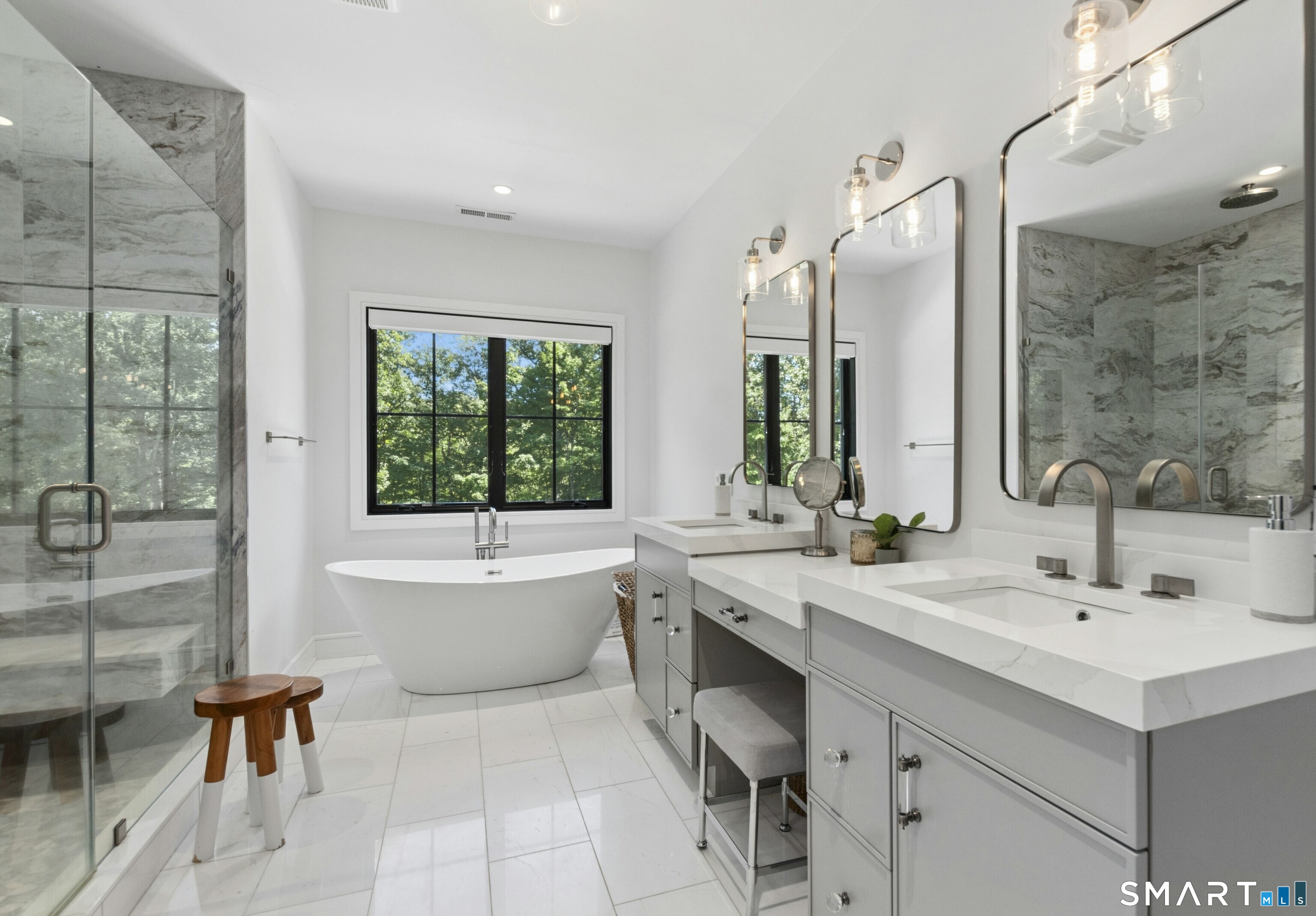 2 Black Pine Ridge Ridgefield CT 06877