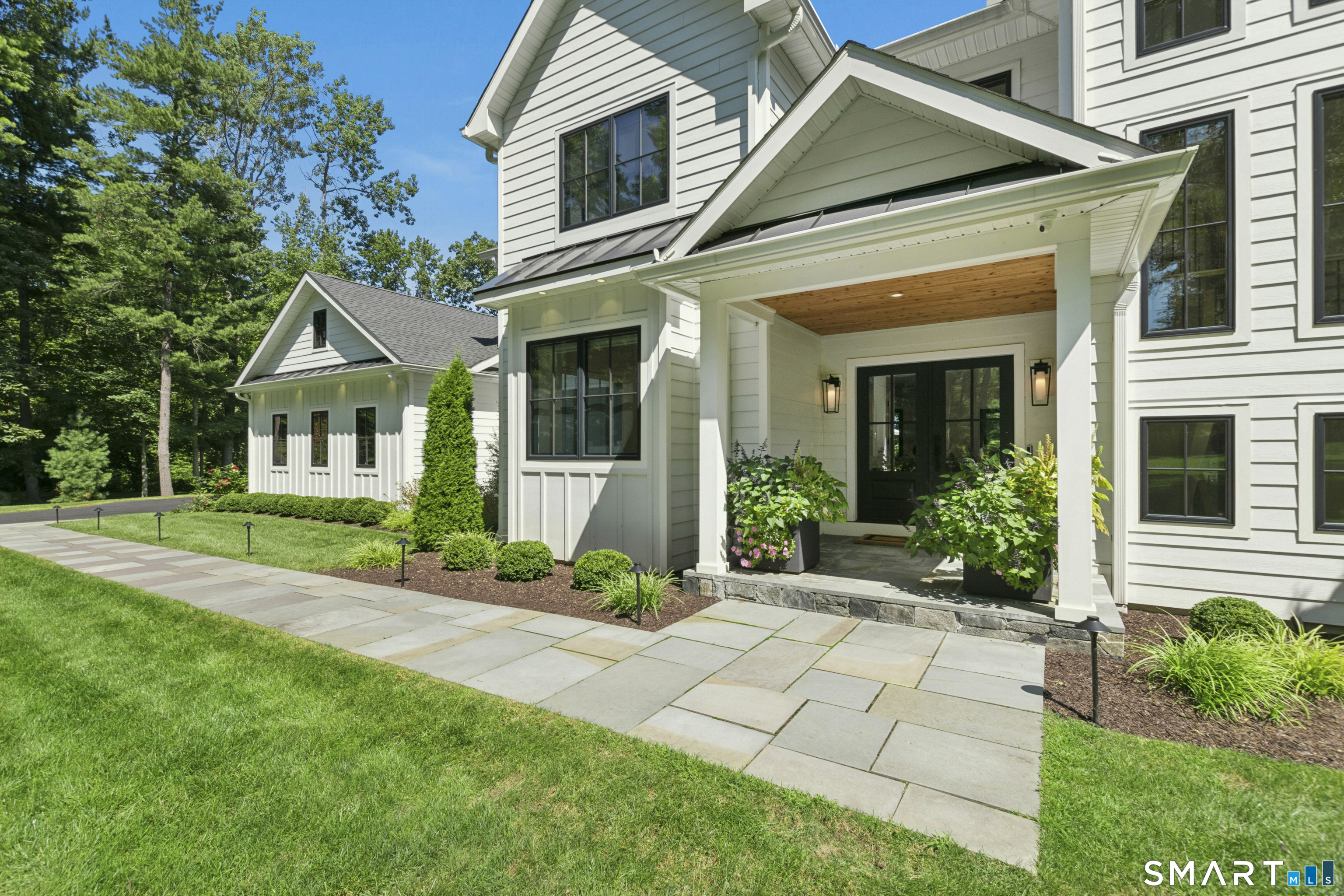 2 Black Pine Ridge Ridgefield CT 06877