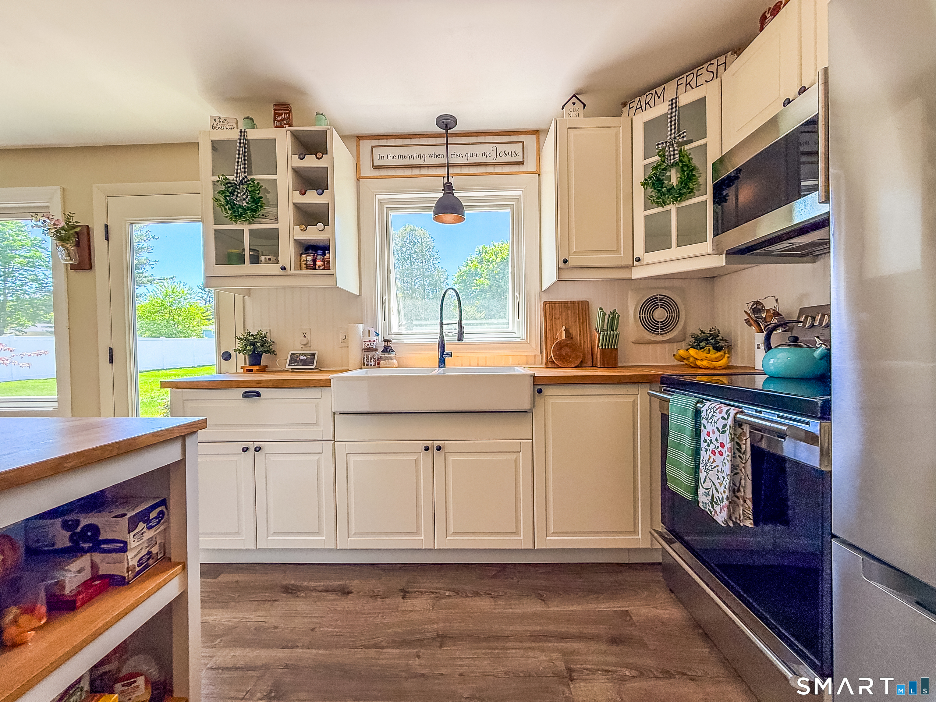 14 Lynn Avenue Plymouth CT 06786