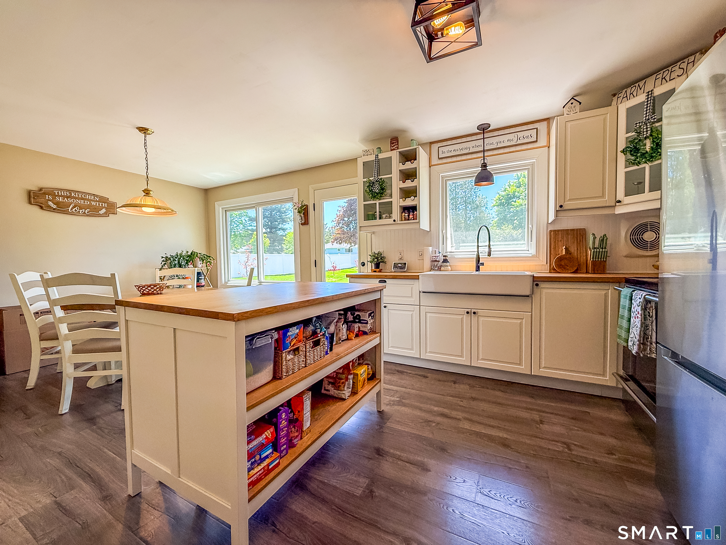 14 Lynn Avenue Plymouth CT 06786