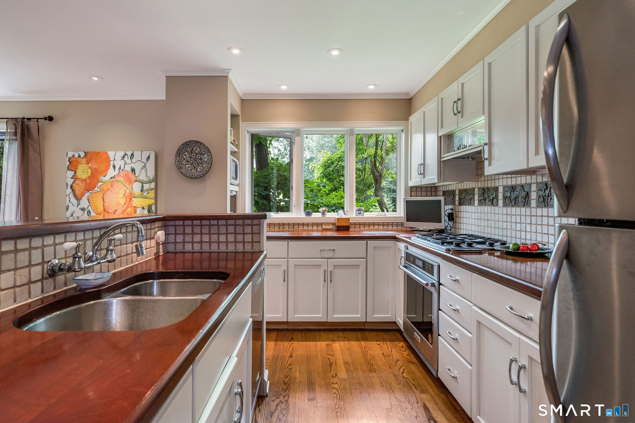 33 Madison Avenue Madison CT 06443
