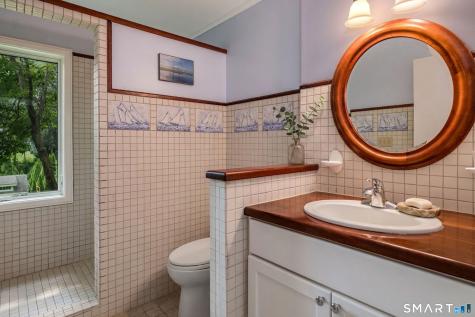 33 Madison Avenue Madison CT 06443