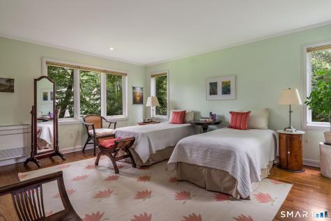 33 Madison Avenue Madison CT 06443