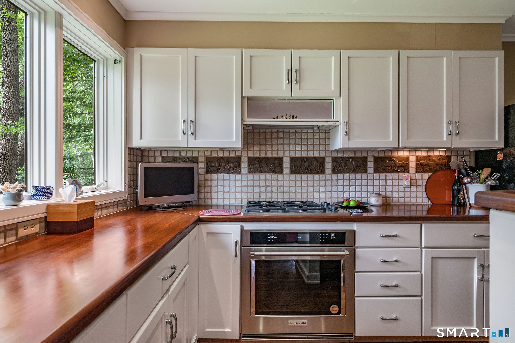 33 Madison Avenue Madison CT 06443