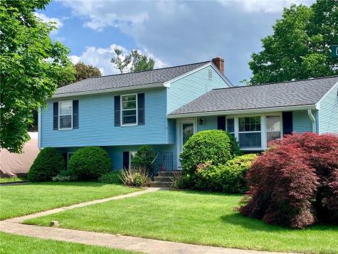 3 Costanzo Court Hamden CT 06518