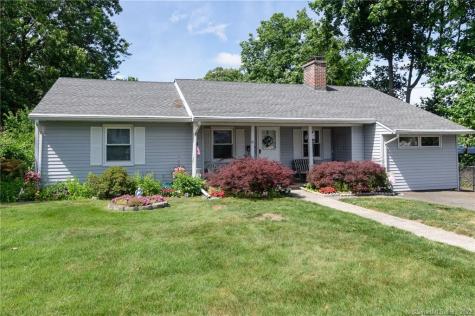 81 Fleetwood Drive Waterbury CT 06706