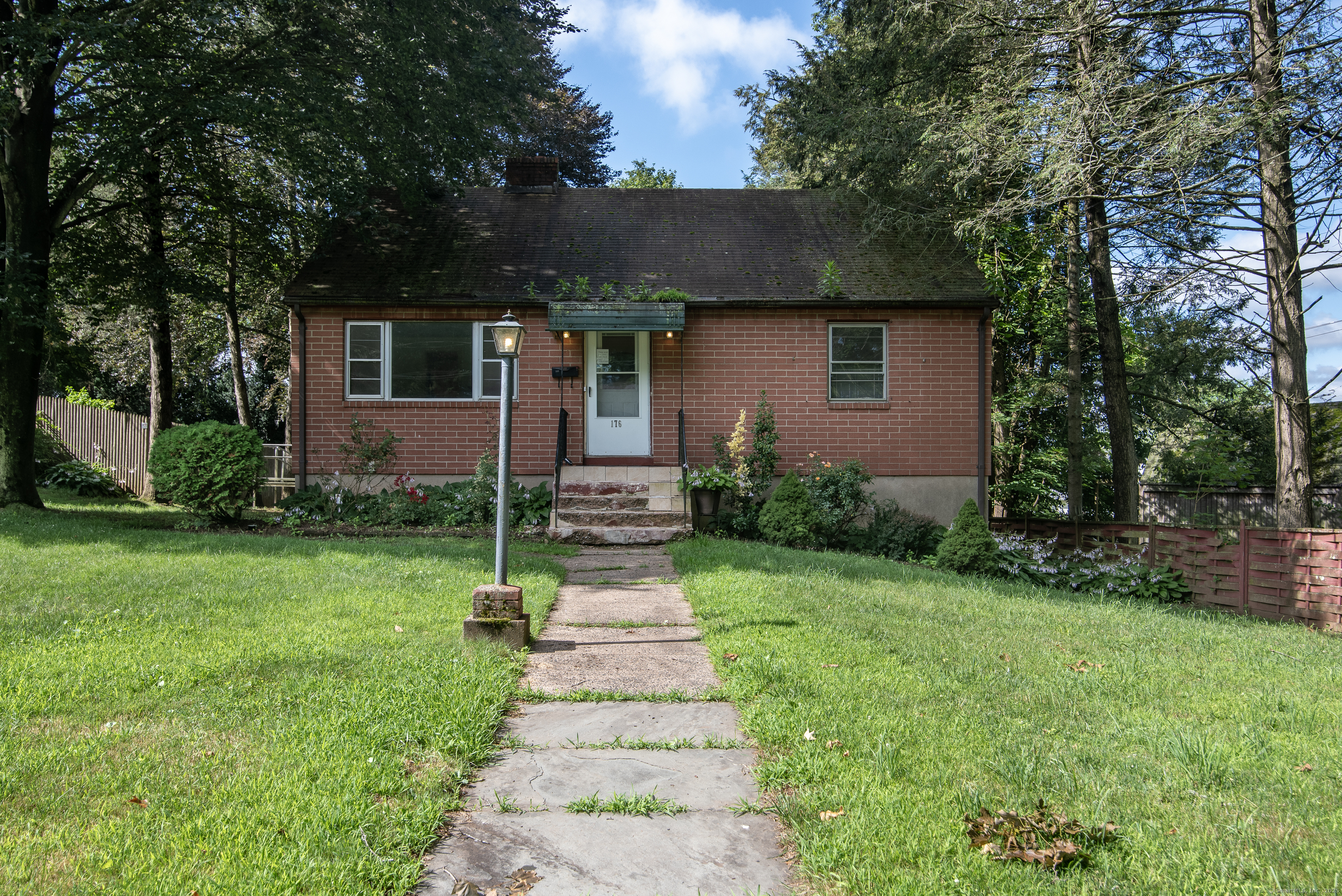176 Hancock Street Meriden CT 06451