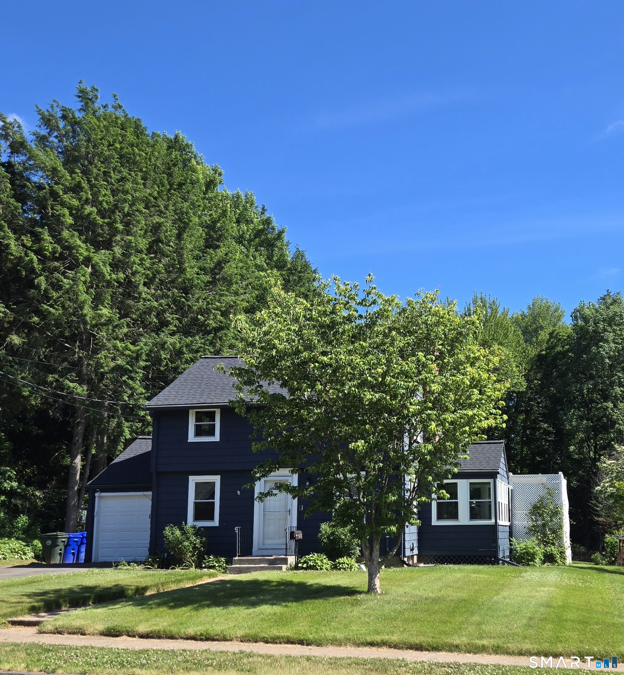 287 Hills Street East Hartford CT 06108