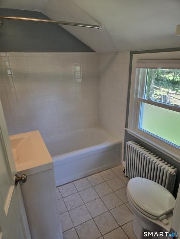 287 Hills Street East Hartford CT 06108