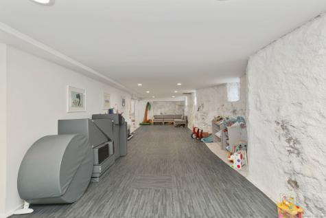 54 Cove Avenue Norwalk CT 06855