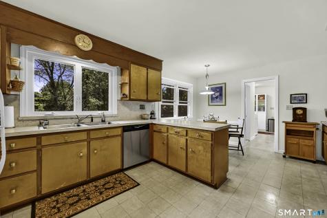125 Mountain Road Seymour CT 06483