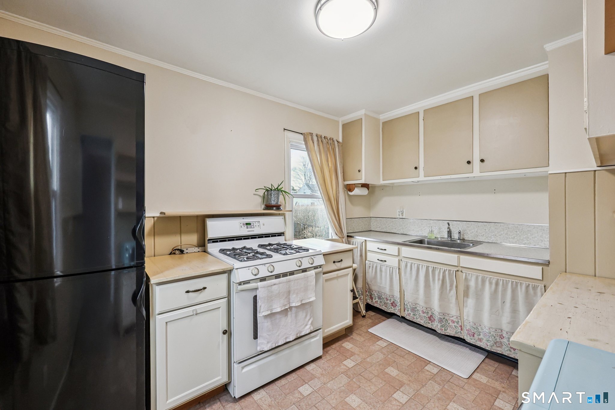 37 Granville Avenue Milford CT 06460