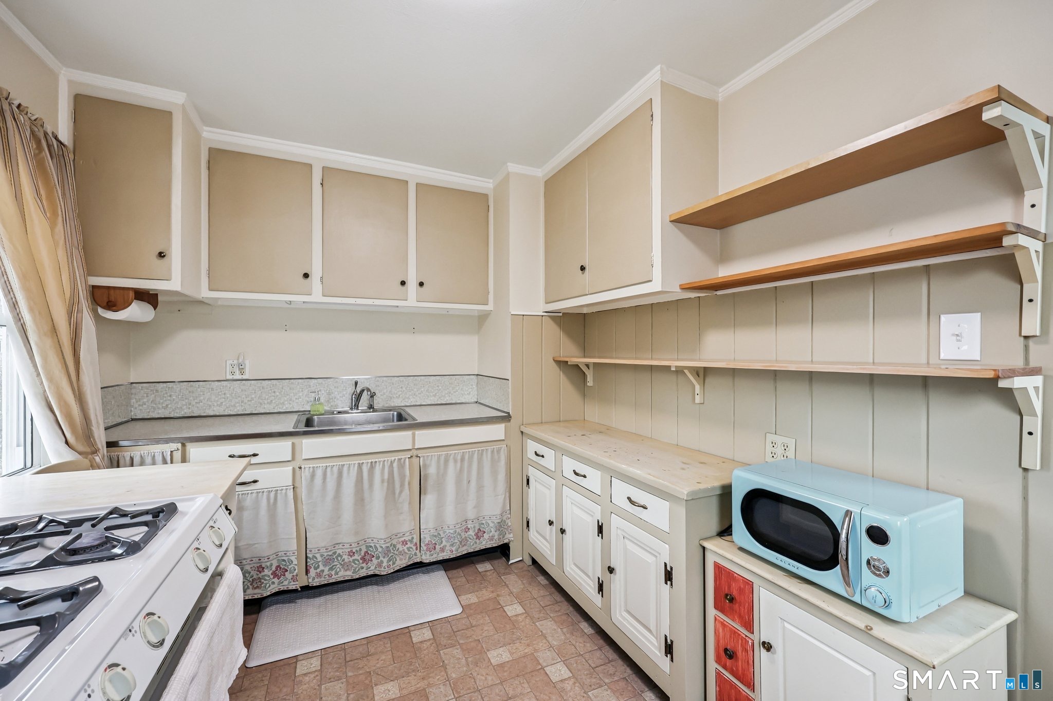 37 Granville Avenue Milford CT 06460