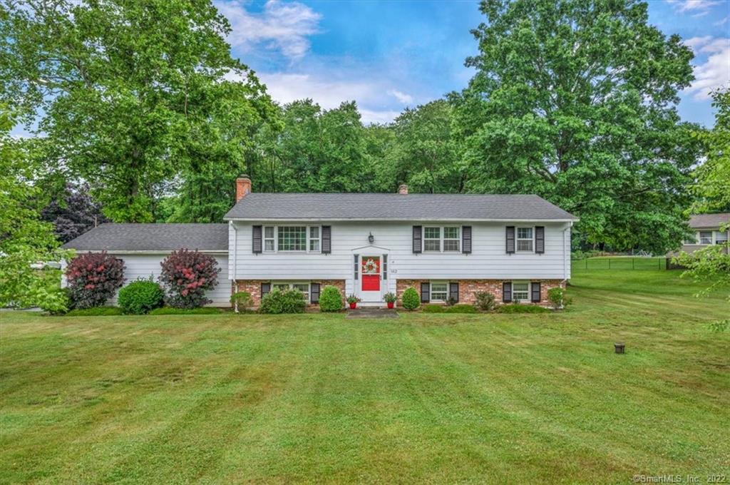 162 Mungertown Road Madison CT 06443