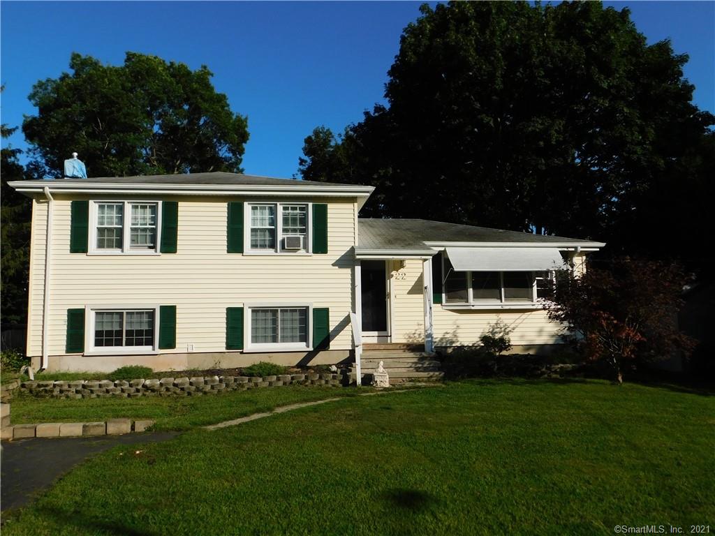 22 Oak Ridge Road Branford CT 06405